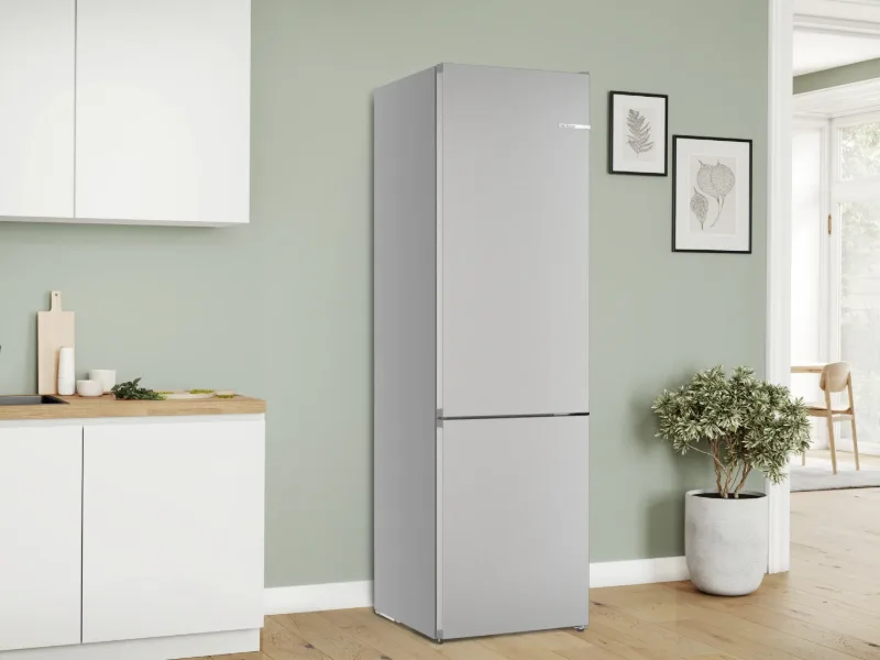 Bosch KGN392LAG Kühl-Gefrierkombination in einer Küche